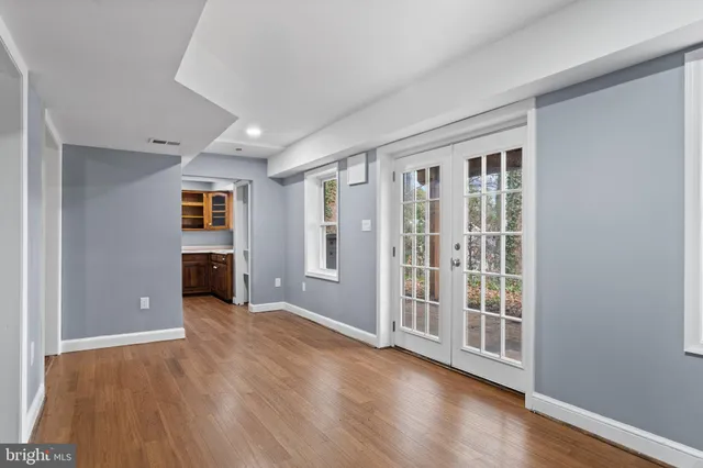 $689,900 | 16048 Fairway Drive, Dumfries, VA 22025