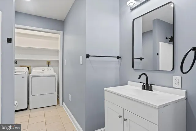 $689,900 | 16048 Fairway Drive, Dumfries, VA 22025