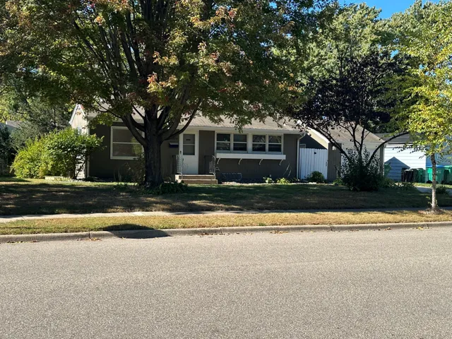 $319,900 | 3024 Aquila Avenue South, St. Louis Park, MN 55426