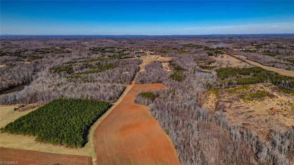 27.5-acres Butler Lake Road Reidsville, NC 27320 - Photo 2 of 6 Gallery Image 2