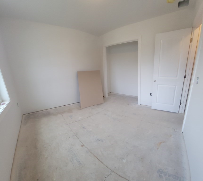 10 Harding Street Chicopee, MA 01013 - Photo 16 of 21 Gallery Image 16