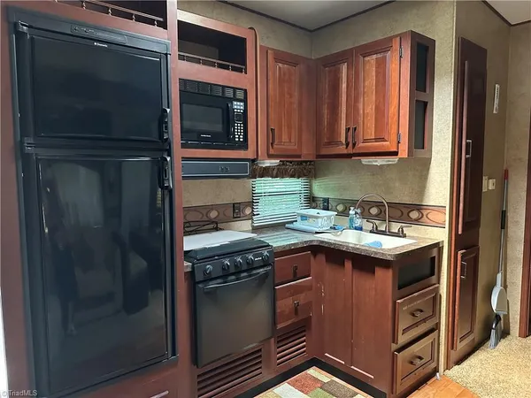 $69,000 | 600 Dogwood Circle, Traphill, NC 28685