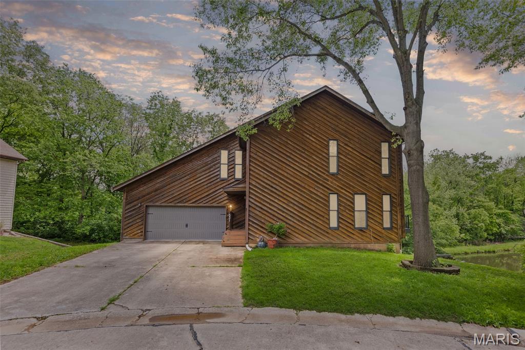 531 Taake Lane Troy, IL 62294 - Photo 2 of 59