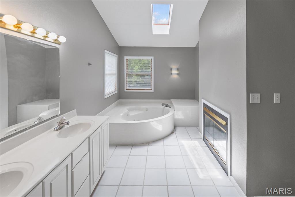 531 Taake Lane Troy, IL 62294 - Photo 39 of 59