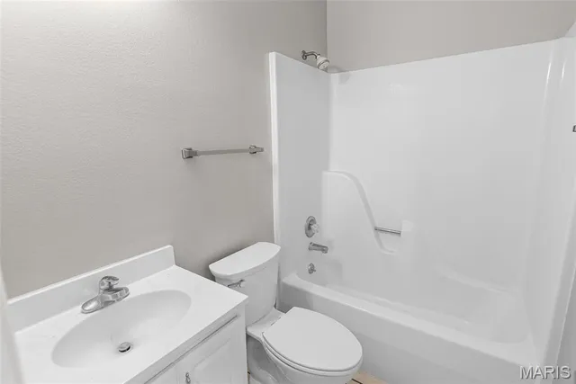 $375,000 | 531 Taake Lane, Troy, IL 62294