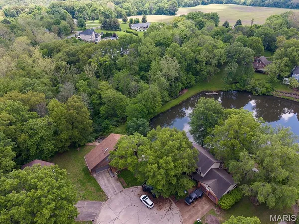 $375,000 | 531 Taake Lane, Troy, IL 62294