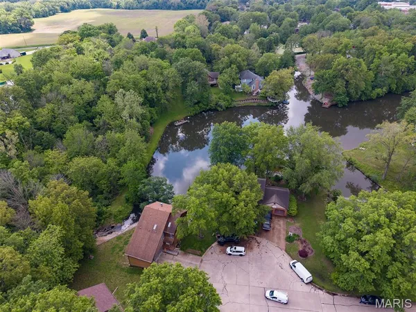 $375,000 | 531 Taake Lane, Troy, IL 62294