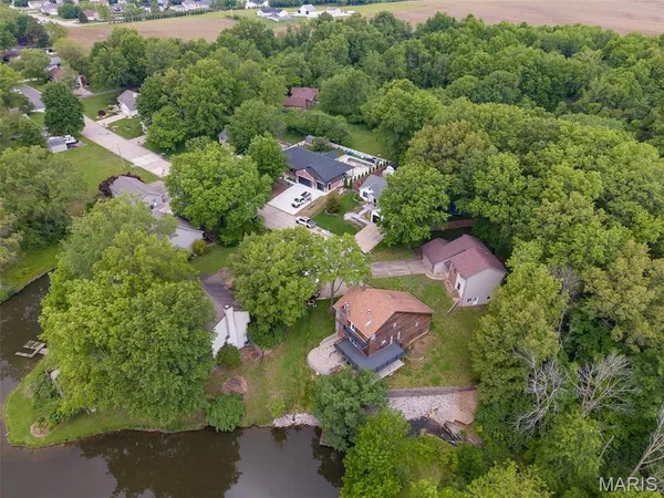 $375,000 | 531 Taake Lane, Troy, IL 62294