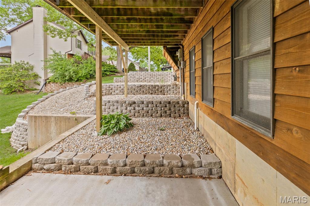 531 Taake Lane Troy, IL 62294 - Photo 7 of 59