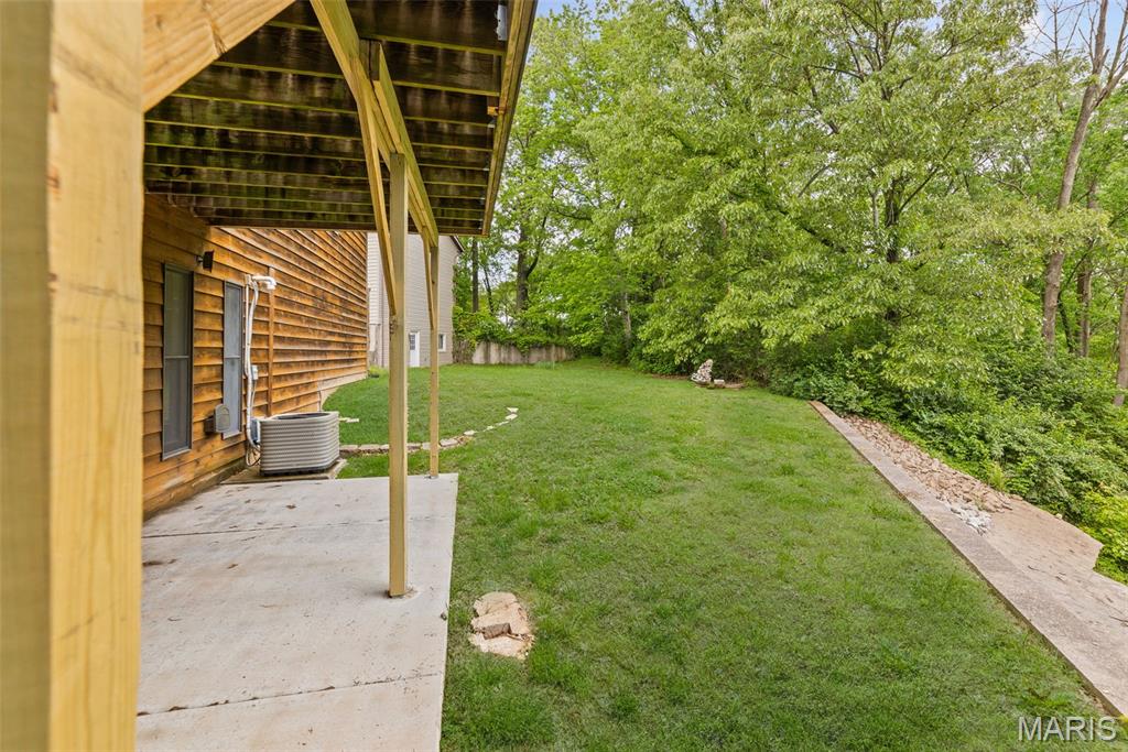 531 Taake Lane Troy, IL 62294 - Photo 8 of 59