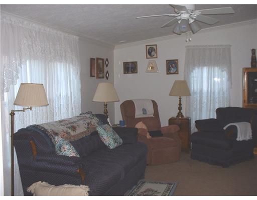 315 Dunlap Hill Road Economy, PA 15042 - Photo 6 of 15 Family Room. Family room 26 x20