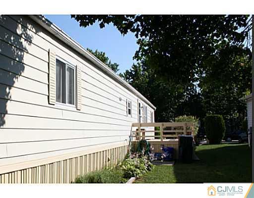 3 Poe Road, Unit 28 North Brunswick, NJ 08902 - Photo 16 of 22