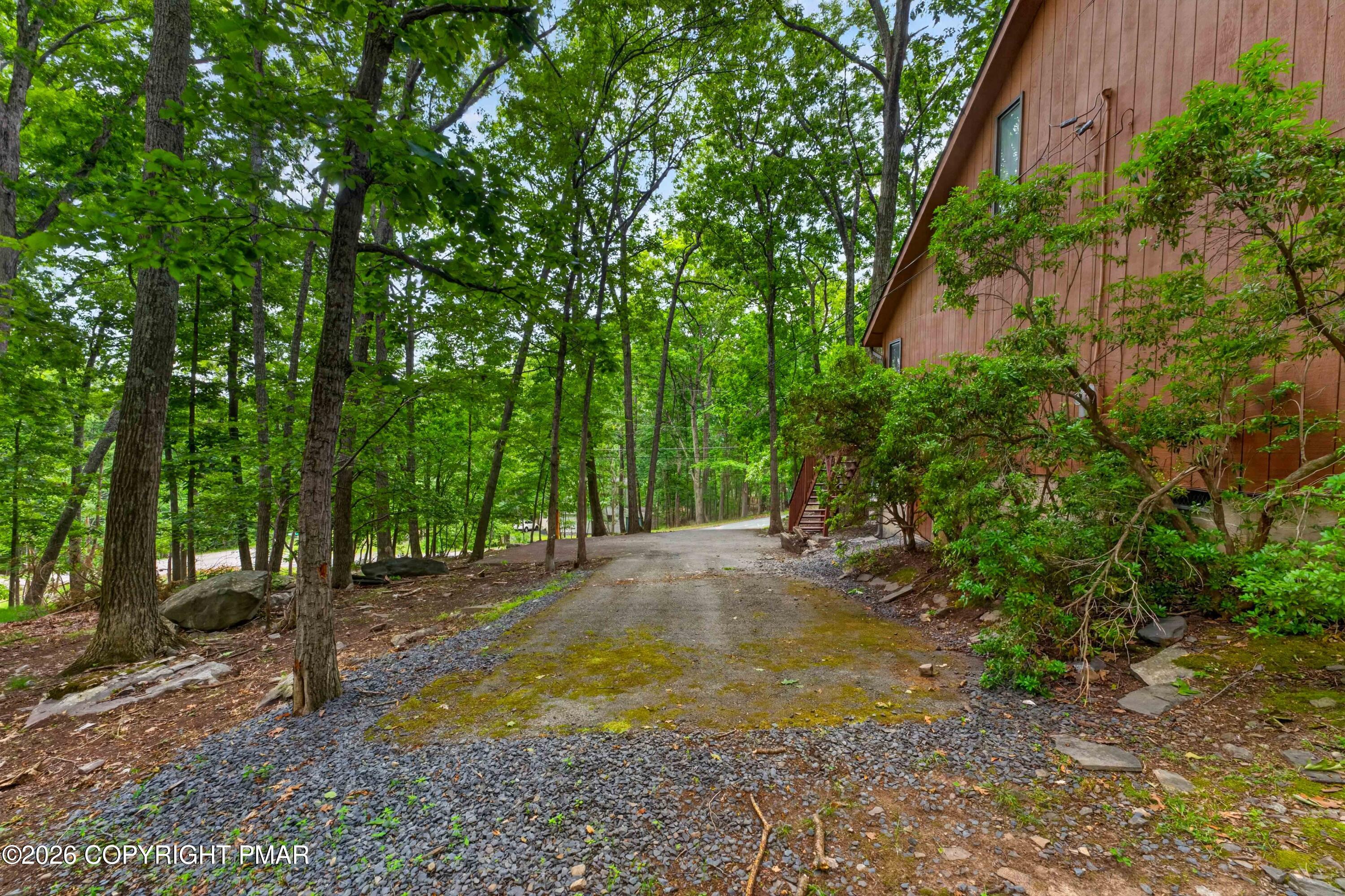 192 Bellingham Drive Bushkill, PA 18324 - Photo 14 of 56 192 Bellingham Drive, Lehman Township, P