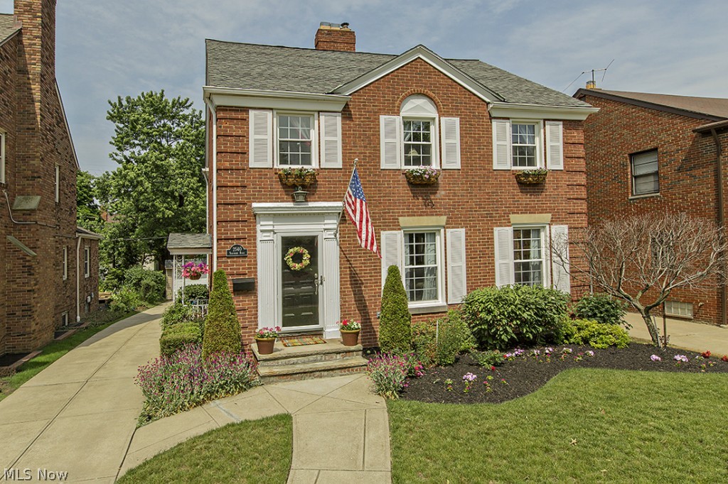 2540 Traymore Road Cleveland, OH 44118 - Photo 1 of 20 Gallery Image 1