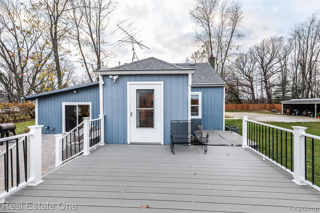 807 South Bull Run Road Fowlerville, MI 48836 - Photo 47 of 60 Gallery Image 47