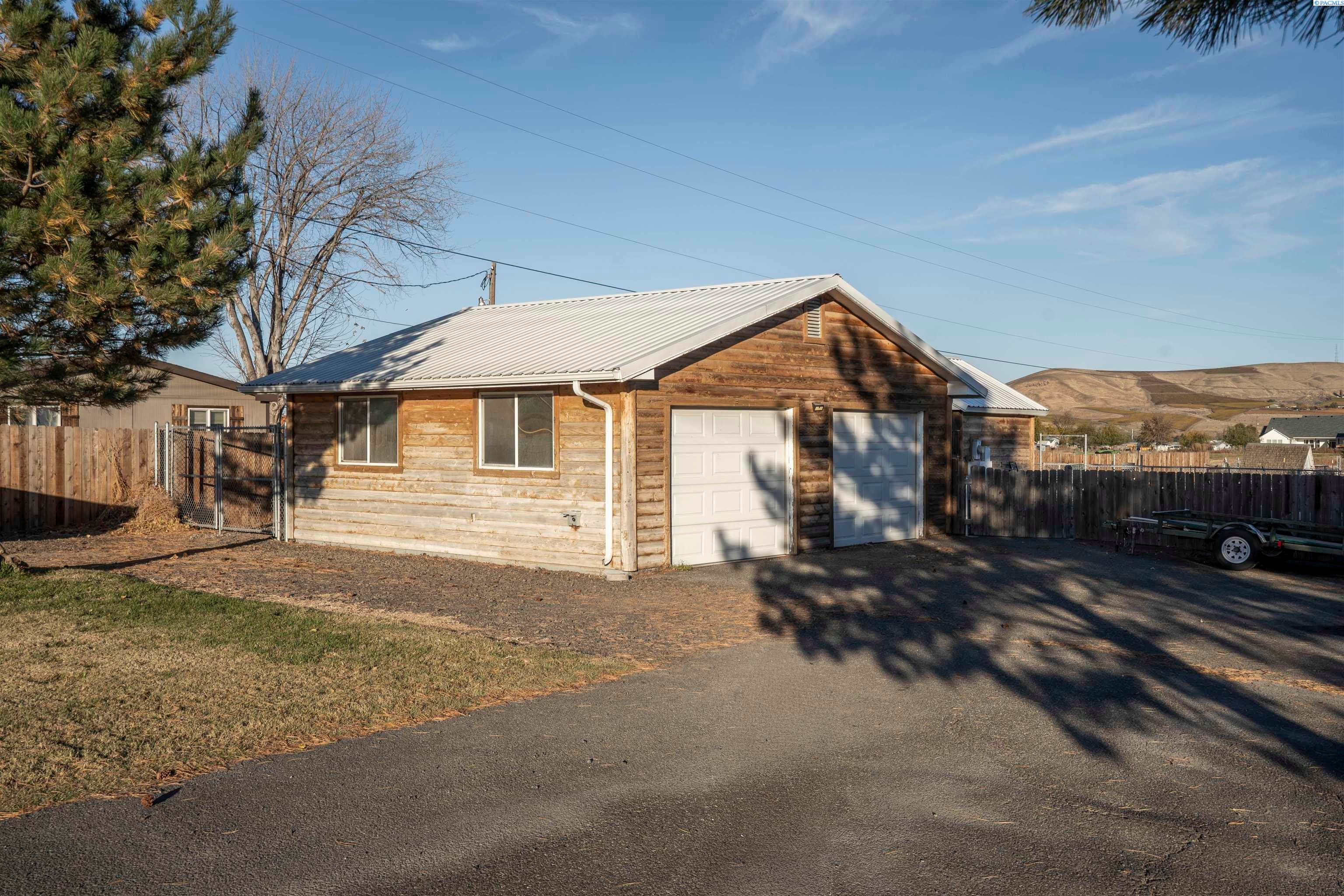 55603 North Frazier Road Benton City, WA 99320 - Photo 16 of 20 Gallery Image 16