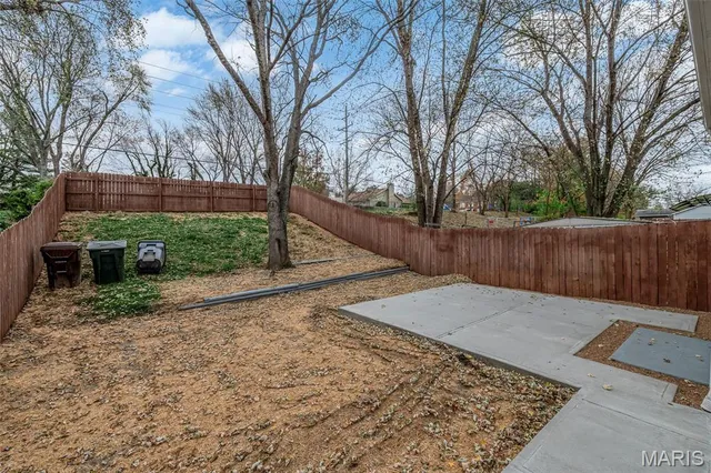 $239,000 | 308 Della Drive, St. Peters, MO 63376