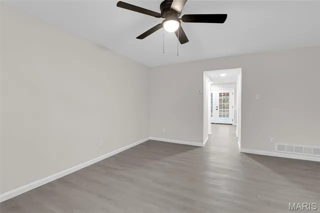 $239,000 | 308 Della Drive, St. Peters, MO 63376