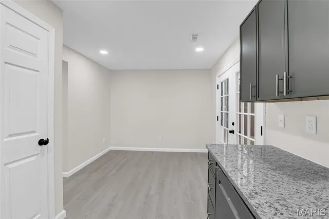 $239,000 | 308 Della Drive, St. Peters, MO 63376