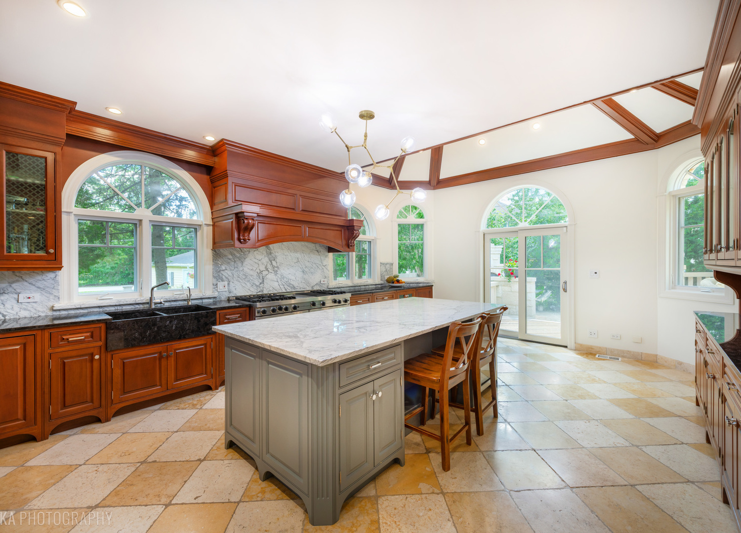 1009 Kings Lane Glenview, IL 60025 - Photo 15 of 68