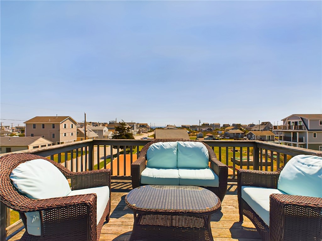 30 Champlin Avenue Narragansett, RI 02879 - Photo 33 of 38