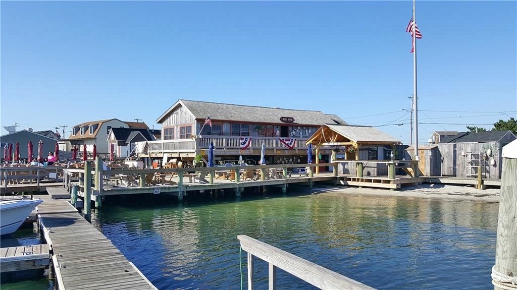 30 Champlin Avenue Narragansett, RI 02879 - Photo 38 of 38 Dock side dining