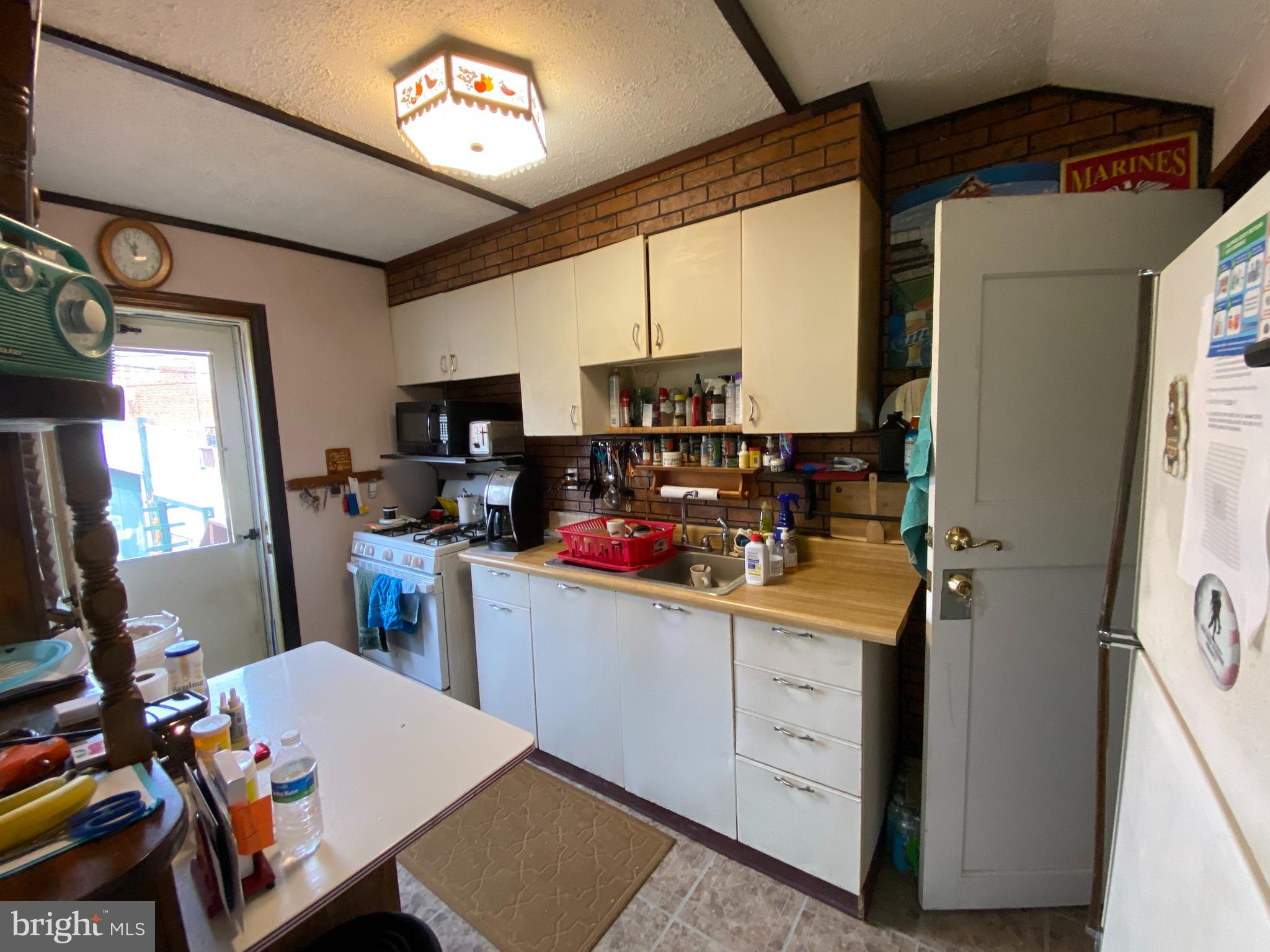 1952 Inverton Road Dundalk, MD 21222 - Photo 8 of 25
