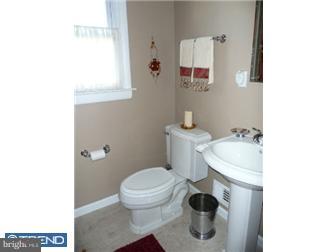 4200 Orangemans Road Hatboro, PA 19040 - Photo 8 of 11 Bathroom