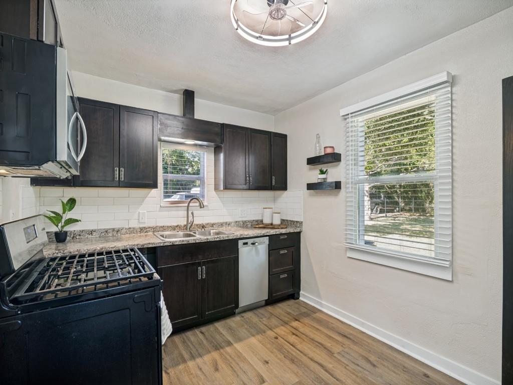 5610 Lyons Road Garland, TX 75043 - Photo 11 of 25 Gallery Image 11