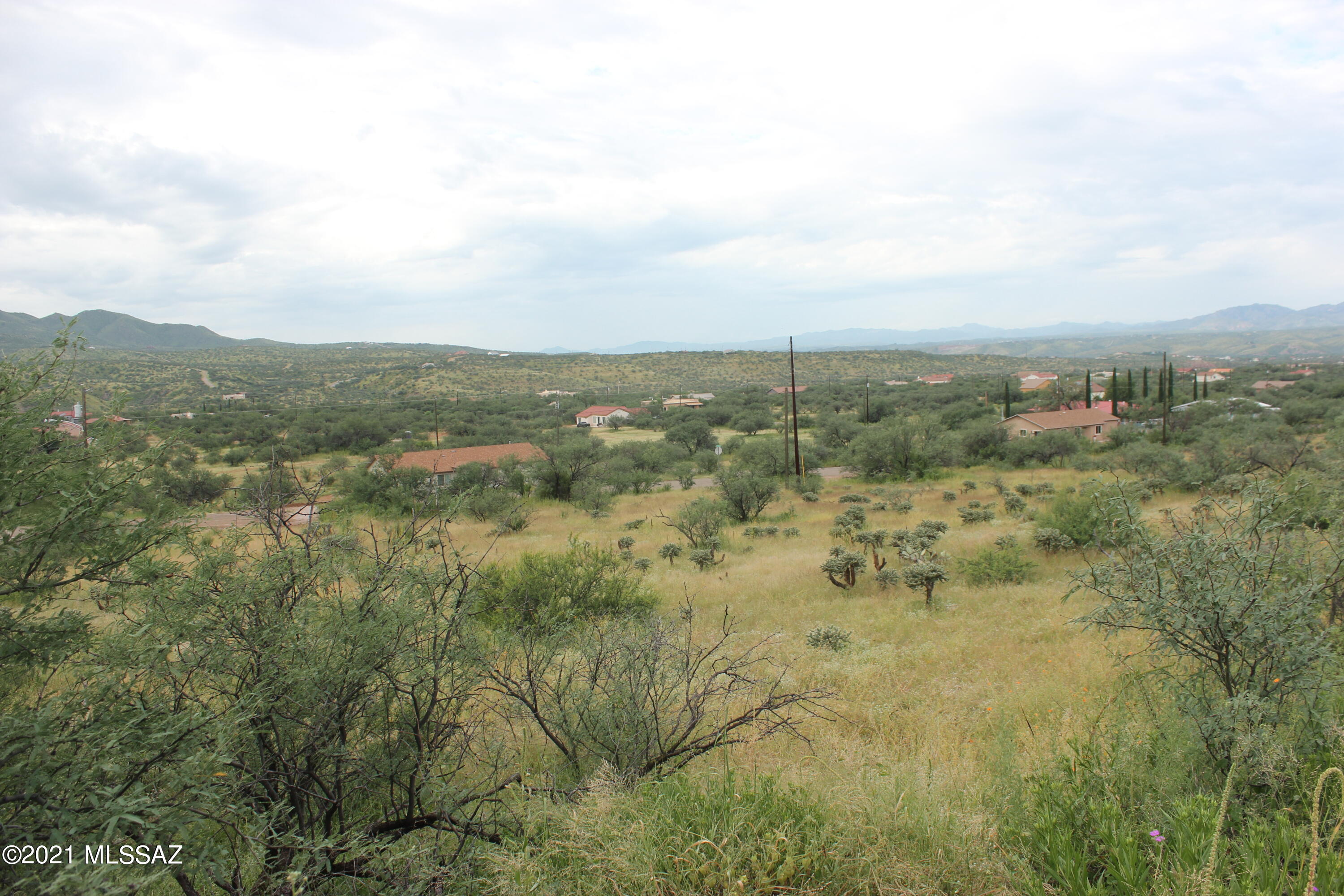 1870 Circulo Guatemala, Unit 277 Rio Rico, AZ 85648 - Photo 3 of 4