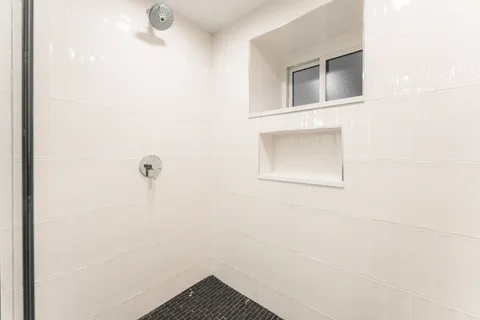 $5,300 | 1954 North Sheffield Avenue, Unit 1, Chicago, IL 60614