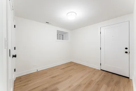 $5,300 | 1954 North Sheffield Avenue, Unit 1, Chicago, IL 60614