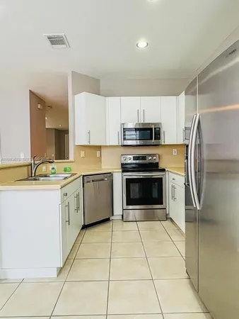 $3,050 | 16603 Southwest 79th Terrace, Miami, FL 33193