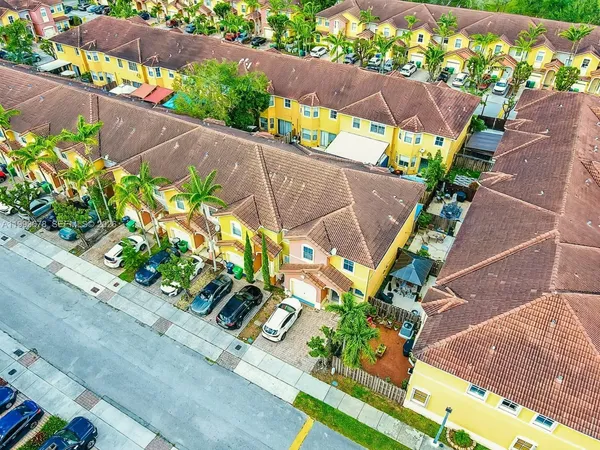 $3,050 | 16603 Southwest 79th Terrace, Miami, FL 33193