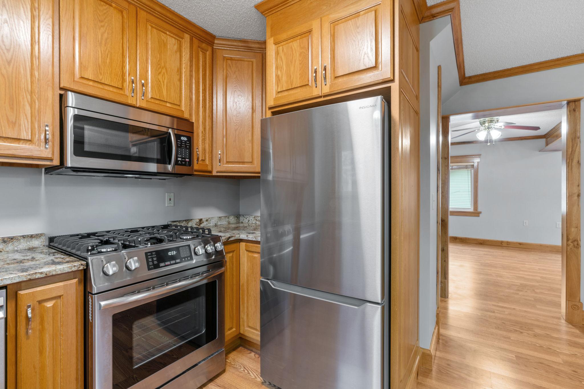 604 Maple Avenue Waverly, MN 55390 - Photo 11 of 71