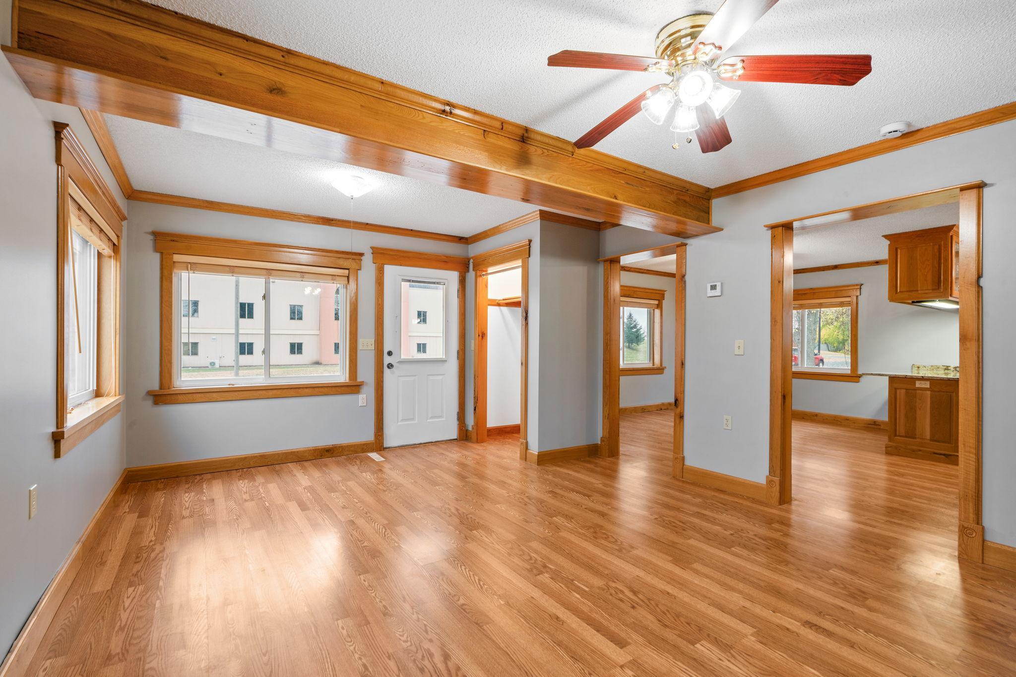 604 Maple Avenue Waverly, MN 55390 - Photo 3 of 71