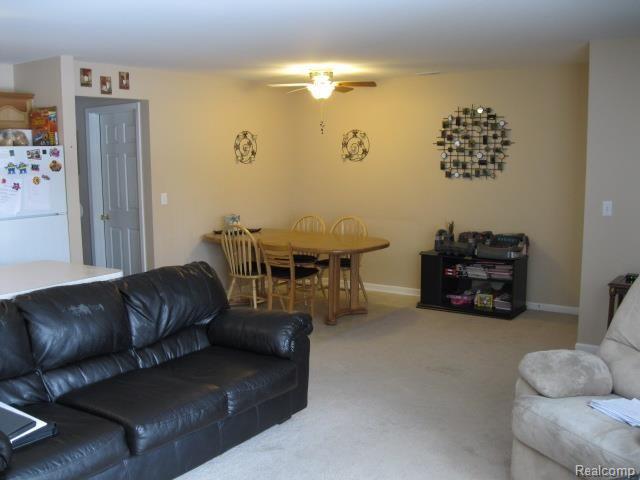 33568 Utica Road Fraser, MI 48026 - Photo 6 of 22 Utica Rd 33568 004.jpg