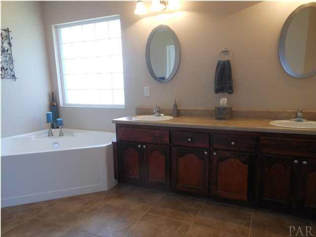 6301 Billoree Road Pace, FL 32571 - Photo 10 of 22 Gallery Image 10