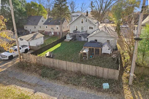 $215,000 | 219 East Howard Street, Portage, WI 53901