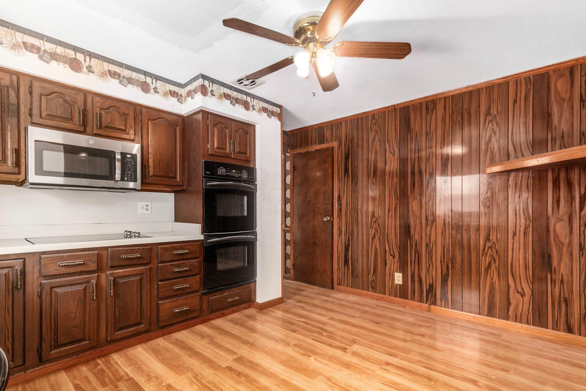 1720 Kenwick Road Columbus, OH 43209 - Photo 9 of 46