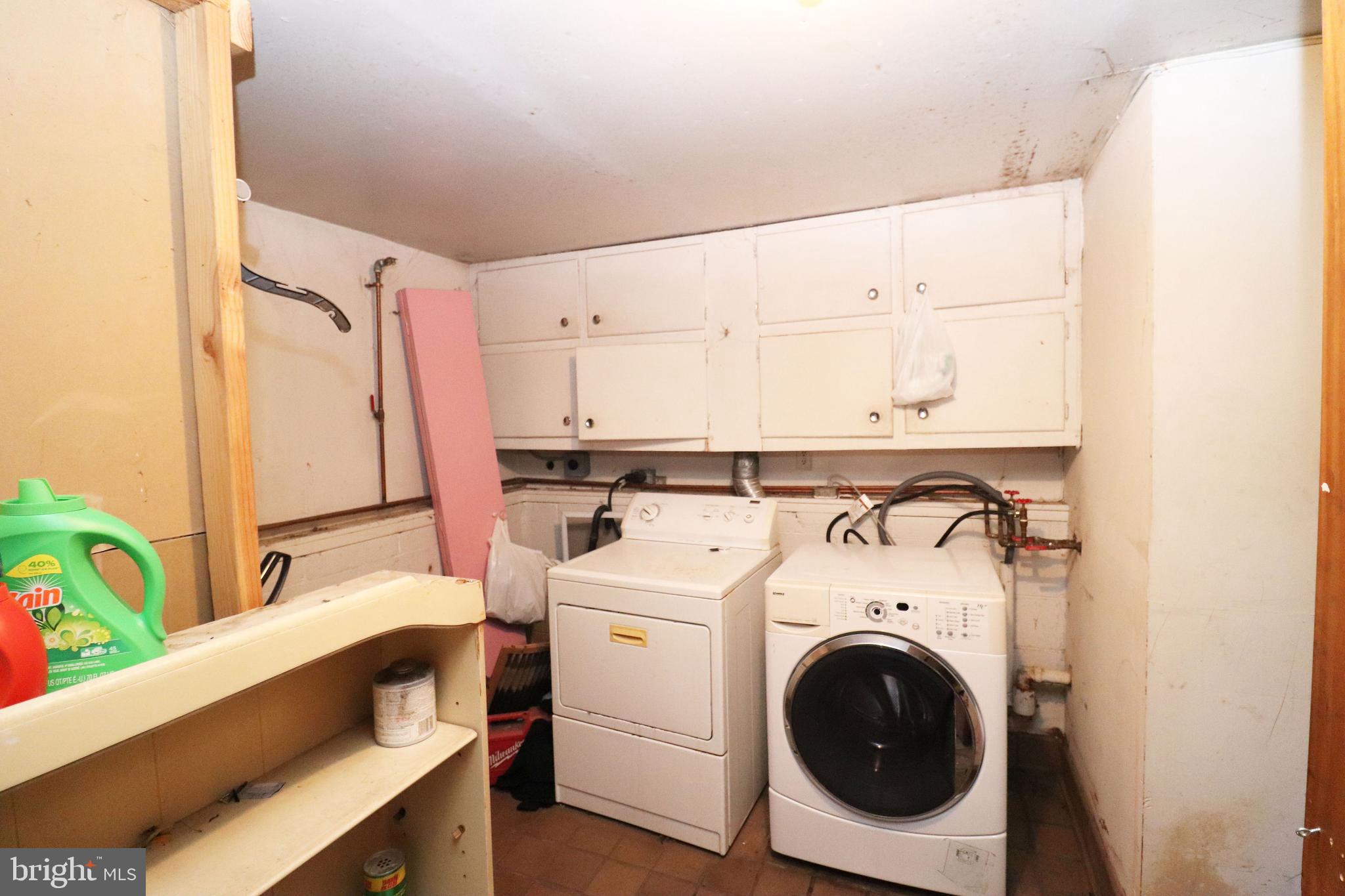 34 East Stephen Drive Newark, DE 19713 - Photo 11 of 13 Laundry Area