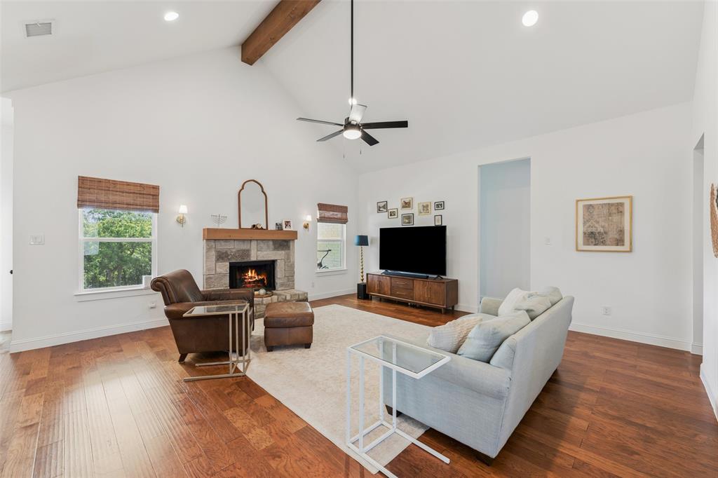 180 Lucky Ridge Lane Boyd, TX 76023 - Photo 6 of 38 Gallery Image 6
