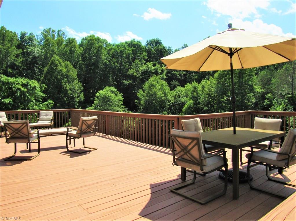 571 Carson Road Pilot Mountain, NC 27041 - Photo 6 of 30 Gallery Image 6