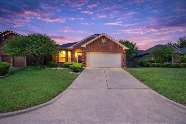 $2,295 | 703 Glenwood Court, McKinney, TX 75071