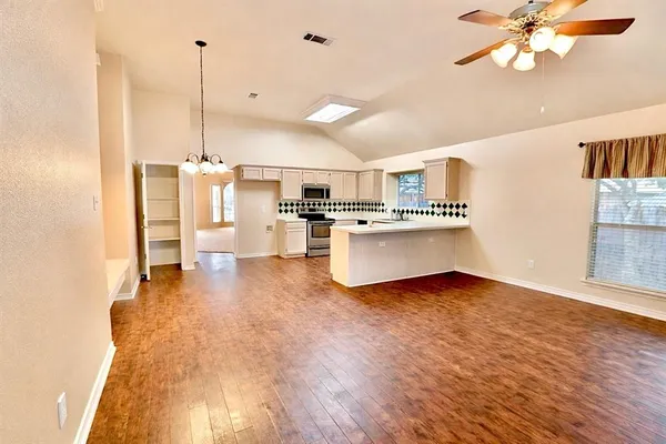 $2,295 | 703 Glenwood Court, McKinney, TX 75071