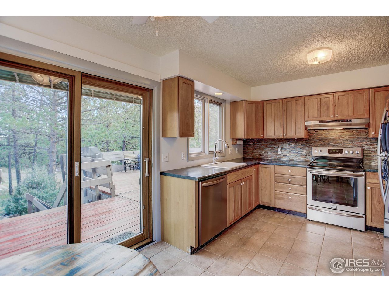 255 Cherokee Road Lyons, CO 80540 - Photo 8 of 37 Gallery Image 8