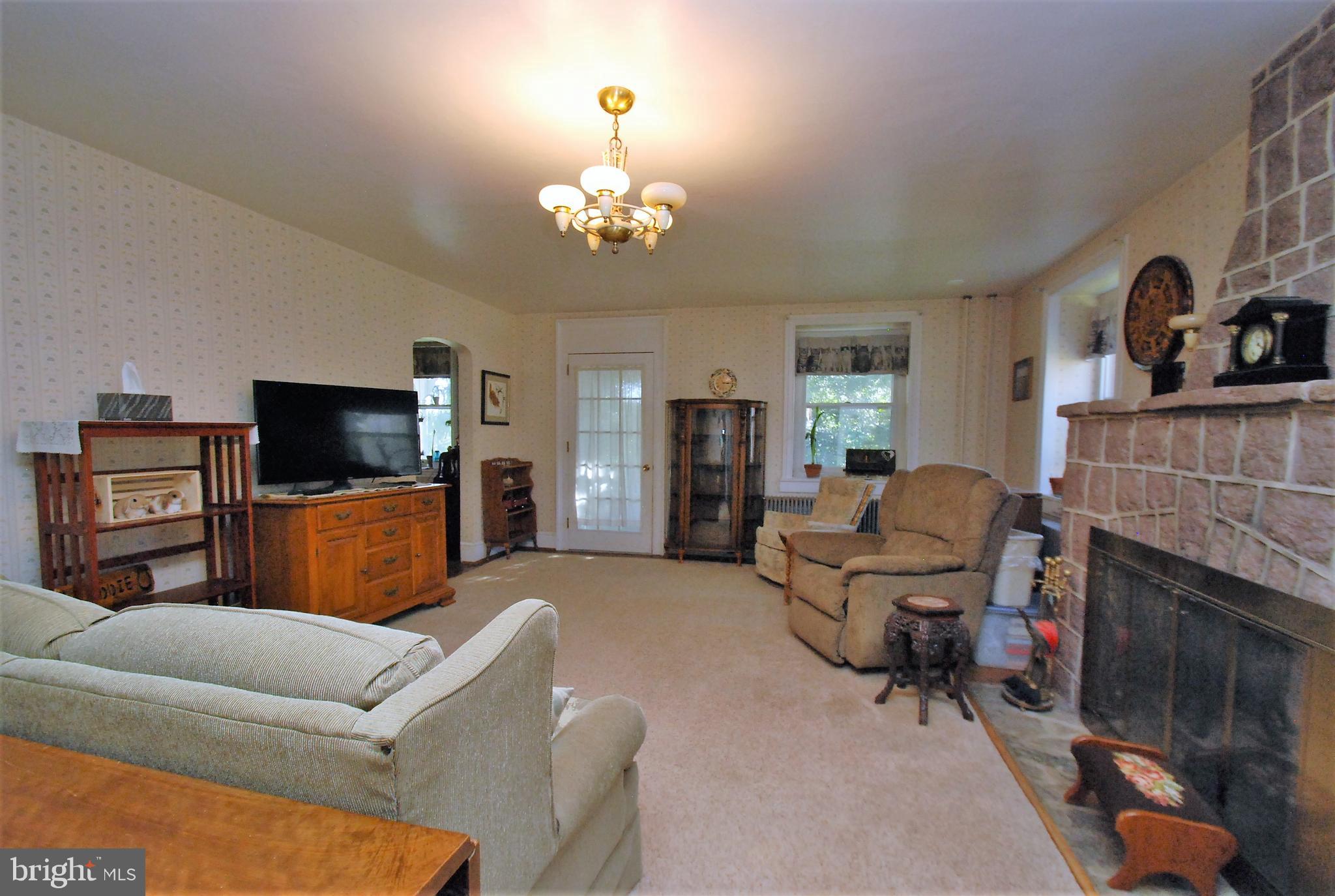 1520 County Line Road Gilbertsville, PA 19525 - Photo 8 of 107 Gallery Image 8