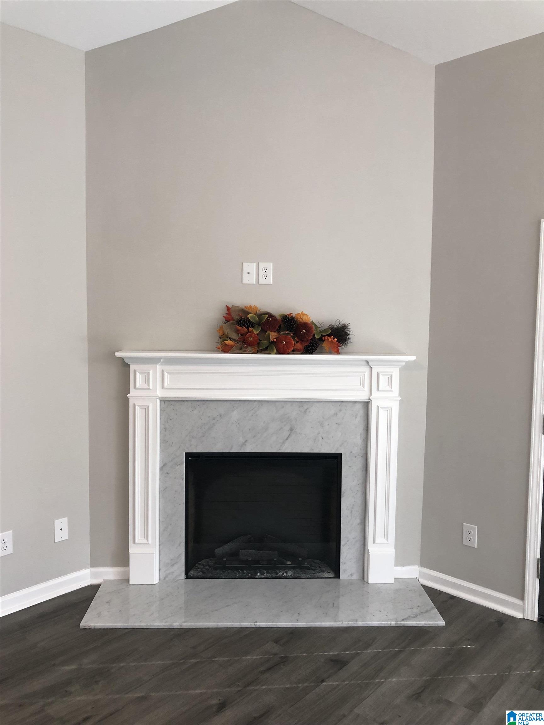 1049 Georgetown Lane Birmingham, AL 35217 - Photo 6 of 20