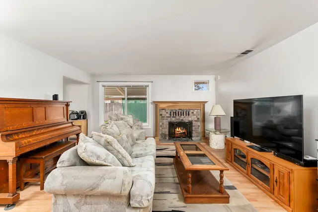 $440,000 | 6316 Templeton Drive, Carmichael, CA 95608