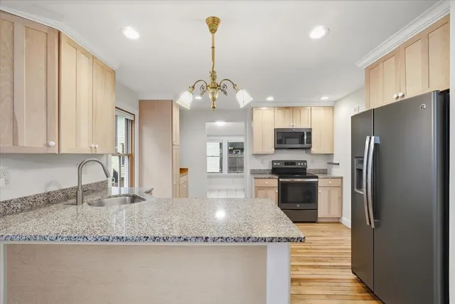 $769,000 | 241 Loomis Street, Burlington, VT 05401